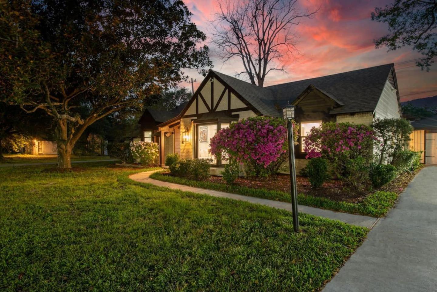 Western Oaks Retreat Houston Dış mekan fotoğraf
